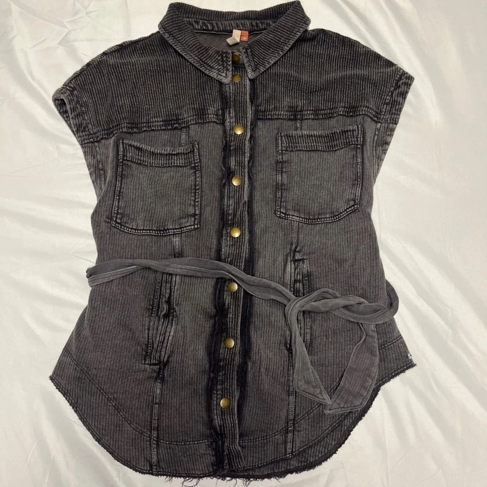 Anthropologie‎ Pilcro Belted Vest Large